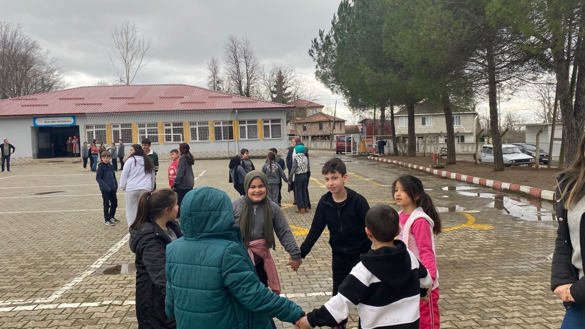 Okulumuzda Deprem Tatbikatı...